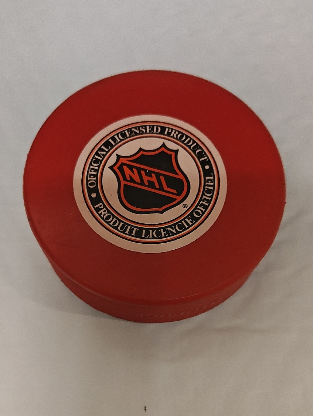 NHL Red Round Puck Display Case